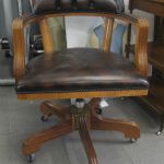 586 4322 DESK CHAIR